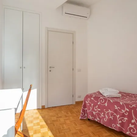 Corso Francia 2bdr Apartmet Apartman