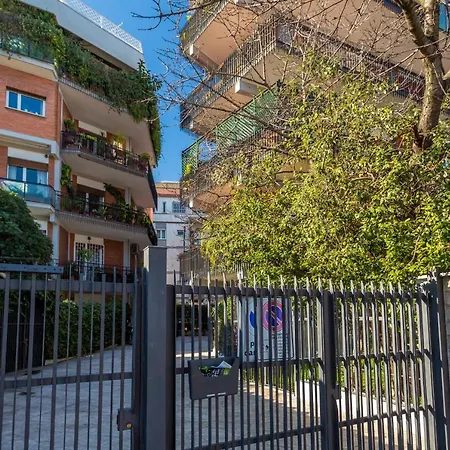 Corso Francia 2bdr Apartmet
